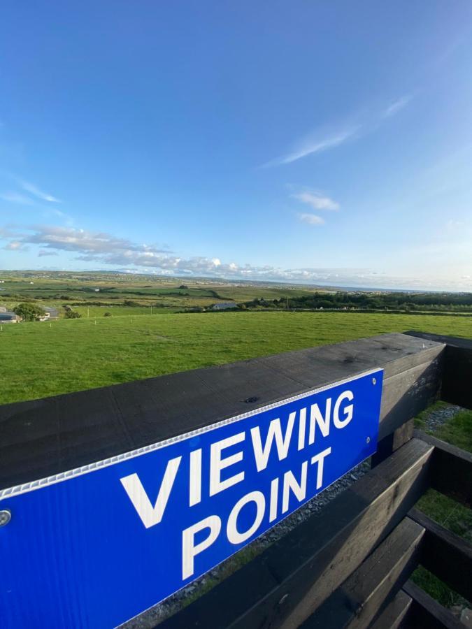 Hill Top View Apartment Lahinch Dış mekan fotoğraf